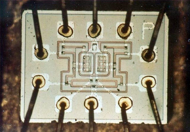microchip in microfluidics