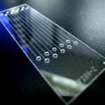 DROPLET glass Introduction to lab-on-a-chip 2015 review history and future chip